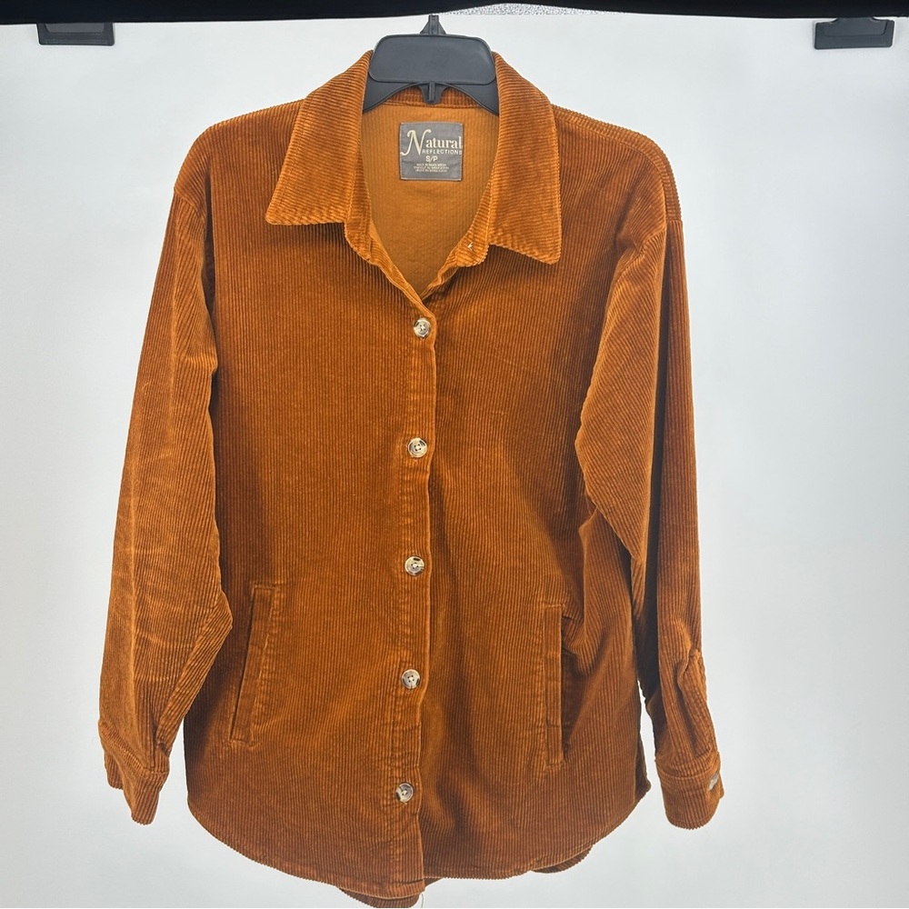 Natural Reflections Women's Small Tan Corduroy Button Down Shacket‎ Jacket